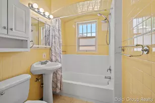 124 N Warren Ave, Big Rapids, MI 49307 - Photo 8