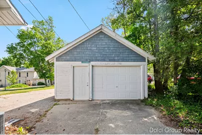 124 N Warren Avenue, Big Rapids, MI 49307 - Photo 18