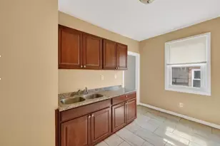 9721 Otsego St, Detroit, MI 48204 - Photo 12