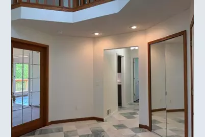 1261 Laurel View Drive, Ann Arbor, MI 48105 - Photo 4
