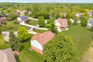 4923 Lexington Ct, Rochester, MI 48306 - Photo 32