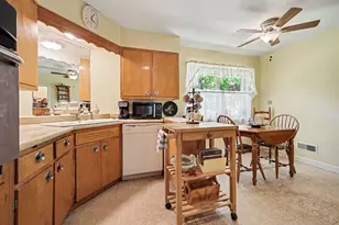 655 Wendover Blvd, Muskegon, MI 49441 - Photo 8
