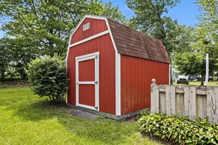 60641 Lennon St, Sturgis, MI 49091 - Photo 38