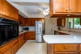 2848 Marilyn Dr, Saint Joseph, MI 49085 - Photo 6