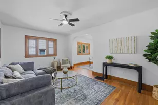 1019 Vernon St NE, Grand Rapids, MI 49503 - Photo 12