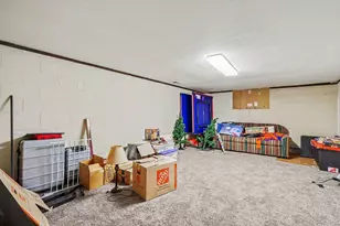 15131 Deremo St, Grand Haven, MI 49417 - Photo 22