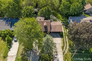 5249 Newcastle Dr SE, Kentwood, MI 49508 - Photo 40
