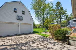1615 Saunders Crescent, Ann Arbor, MI 48103 - Photo 22