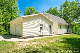 3631 Pepper Ln, Hamilton, MI 49419 - Photo 4