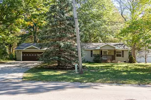 608 Kentucky Ave, South Haven, MI 49090 - Photo 14