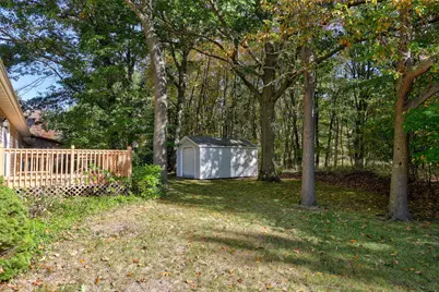 608 Kentucky Avenue, South Haven, MI 49090 - Photo 6