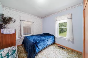 225 Center Ct, Jackson, MI 49201 - Photo 8