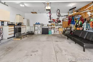 2657 Leffingwell Ave NE, Grand Rapids, MI 49525 - Photo 20