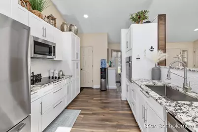 2657 Leffingwell Avenue NE, Grand Rapids, MI 49525 - Photo 10