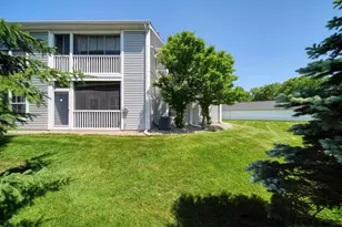 822 W Barrington Cir, Jackson, MI 49203 - Photo 18