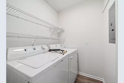 822 W Barrington Circle, Jackson, MI 49203 - Photo 6
