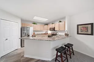 822 W Barrington Cir, Jackson, MI 49203 - Photo 10