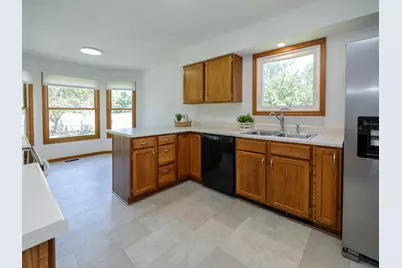 5736 Old Mission Street, Portage, MI 49024 - Photo 10