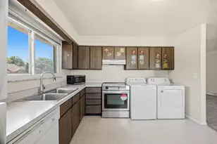 1680 Tudor Dr, Ann Arbor, MI 48103 - Photo 10