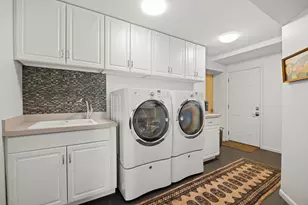 2694 Brady Dr, Bloomfield Hills, MI 48304 - Photo 40
