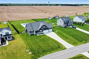 11267 Sand Hill Dr, Grass Lake, MI 49240 - Photo 38