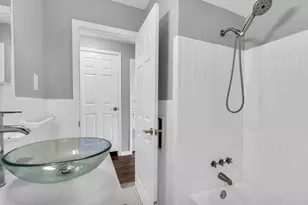 15414 Eastburn St, Detroit, MI 48205 - Photo 10
