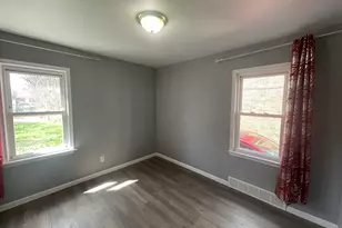 7387 Minock St, Detroit, MI 48228 - Photo 8