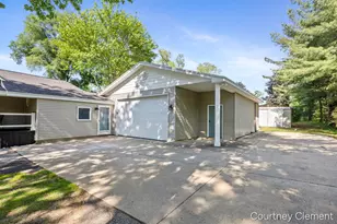 4996 Division Ave N, Comstock Park, MI 49321 - Photo 6