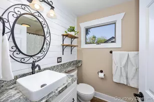 4996 Division Ave N, Comstock Park, MI 49321 - Photo 14