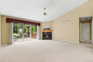 3742 Old Elm Dr SE, Kentwood, MI 49512 - Photo 8