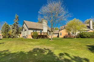 37743 Avon Ln, Farmington Hills, MI 48331 - Photo 32