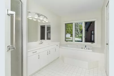 37743 Avon Lane, Farmington Hills, MI 48331 - Photo 18