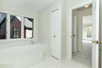 37743 Avon Lane, Farmington Hills, MI 48331 - Photo 20