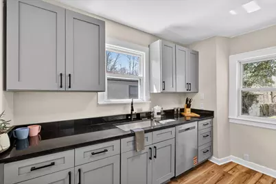 1047 Eastern Avenue NE, Grand Rapids, MI 49503 - Photo 14