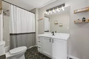 729 Maiden Ln, Saint Joseph, MI 49085 - Photo 12