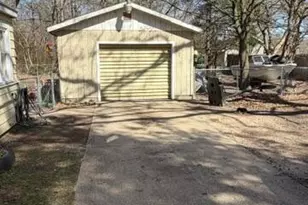 2970 Valley St, Muskegon, MI 49444 - Photo 4