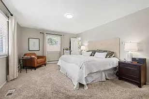 2601 Barfield Dr SE, Grand Rapids, MI 49546 - Photo 14