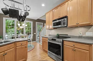 4009 Tudor Dr, Saint Joseph, MI 49085 - Photo 10