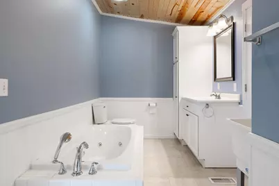 10810 S Orchard Way, Traverse City, MI 49684 - Photo 18