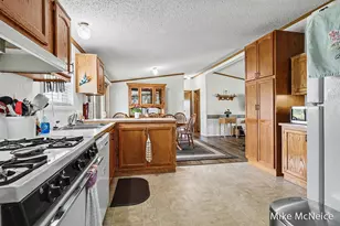 2079 W McMillan Rd, Muskegon, MI 49445 - Photo 14