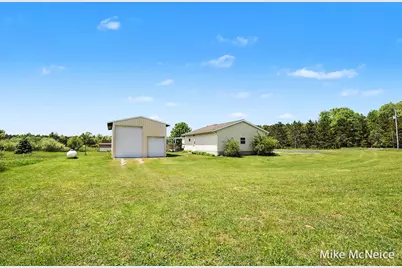 2079 W McMillan Road, Muskegon, MI 49445 - Photo 4