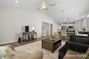 325 Round Hill Rd, Kalamazoo, MI 49009 - Photo 12