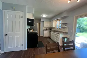 16124 Eskes St, Lansing, MI 48906 - Photo 4