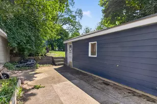 131 Park Dr, Jackson, MI 49203 - Photo 36