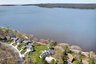 5592 S Shore Dr, Whitehall, MI 49461 - Photo 16