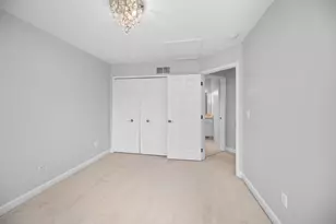 22273 Abington Dr, Farmington Hills, MI 48335 - Photo 38