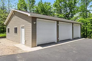 20112 13 Mile Rd, Battle Creek, MI 49014 - Photo 28