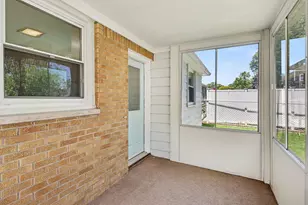 2117 Edwin Pl, Lansing, MI 48911 - Photo 8