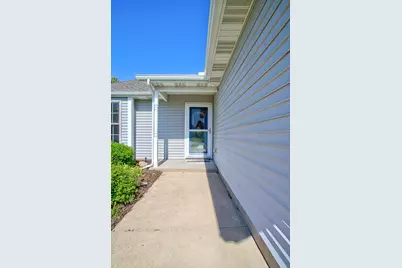 11818 Willow Wood North, Holland, MI 49424 - Photo 2