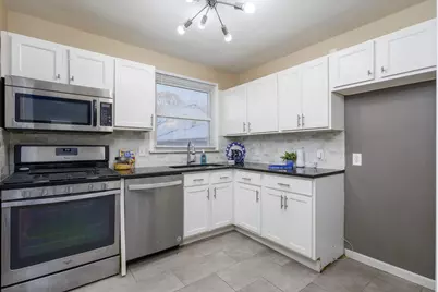 2108 E 4th Street, Royal Oak, MI 48067 - Photo 12